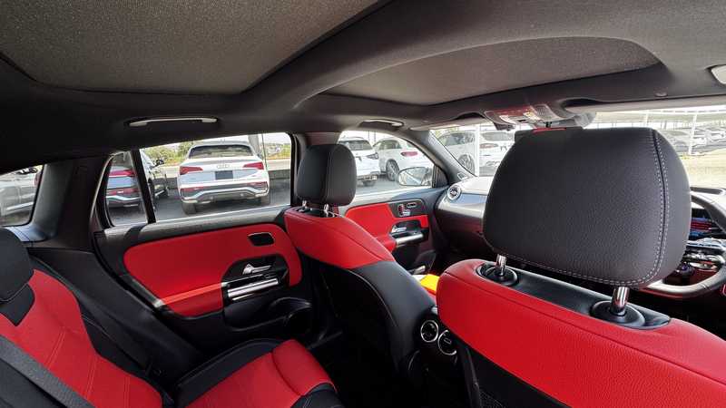 2025 Mercedes-Benz GLA 35 2,0L 2025 Cyprus