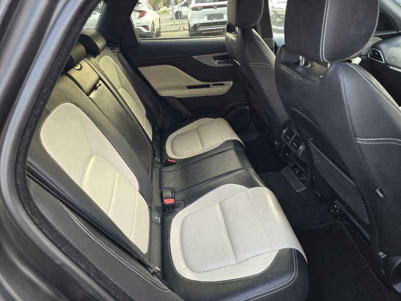 2017 Jaguar F-Pace 2,0L 2017 Cyprus