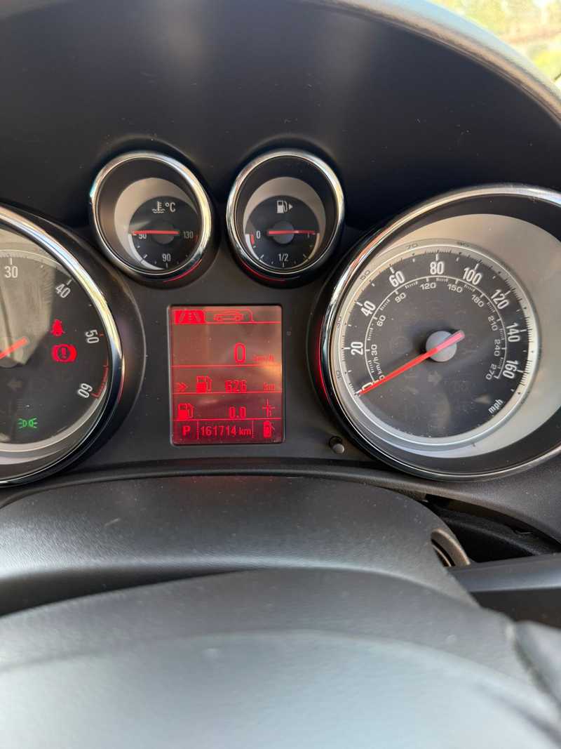 2014 Opel, Vauxhall Astra 2,0L 2014 Cyprus