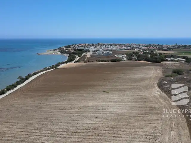 Tourist Field 82800 m², Επαρχία Λάρνακας — Περιβόλια Λάρνακας