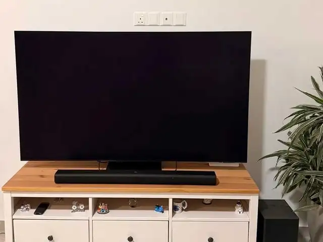 Samsung oled 65, Limassol — Limassol - Zakaki