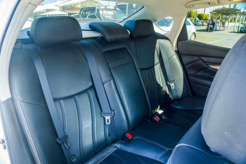 2014 Infiniti Q70 3,7L 2014 Cyprus