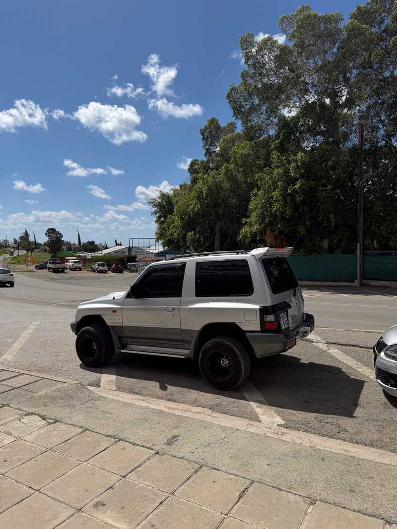 1999 Mitsubishi Pajero 2,8L 1999 Cyprus