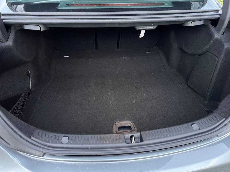 2021 Mercedes-Benz E-Class 2,2L 2021 Cyprus