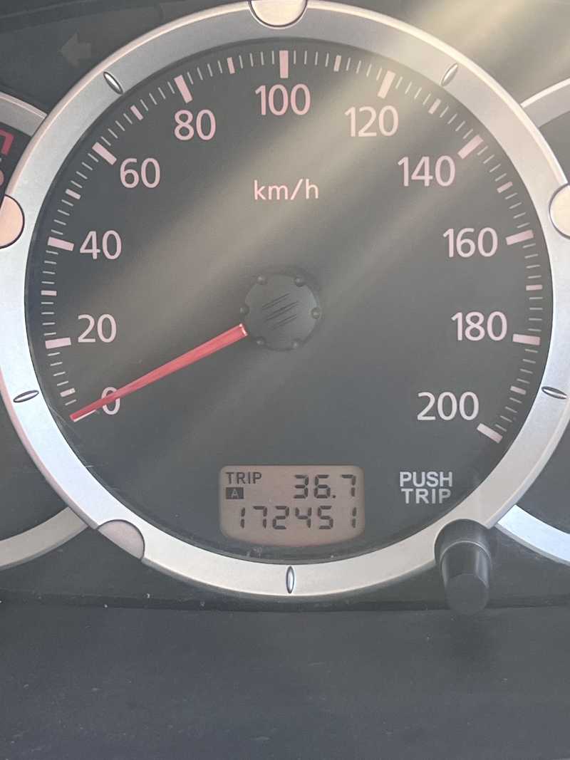 2010 Mitsubishi L200 2,5L 2010 Cyprus