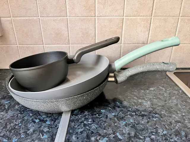 Cooking pans, Paphos — Paphos - Universal