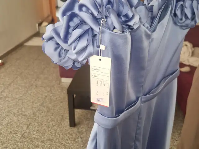 Purple satin dress , 44-46 eu size, Limassol — Agios Athanasios