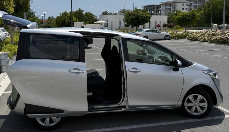 2022 Toyota Sienta 1,5L 2022 Cyprus