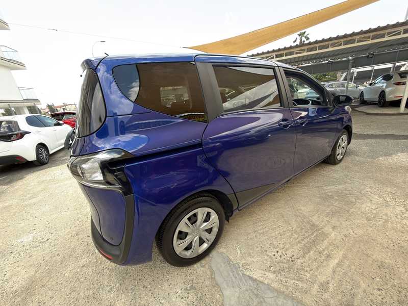 2022 Toyota Sienta 1,5L 2022 Cyprus