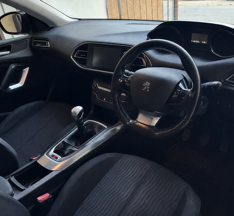 2014 Peugeot 308 1,2L 2014 Cyprus