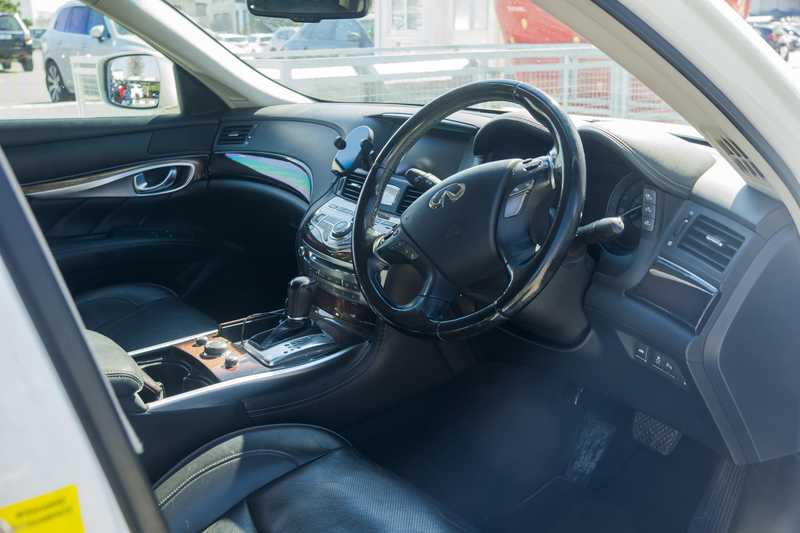 2014 Infiniti Q70 3,7L 2014 Cyprus