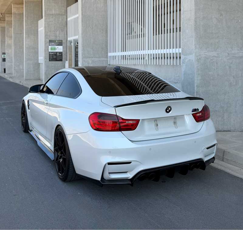 2014 BMW M4 3,0L 2014 Cyprus