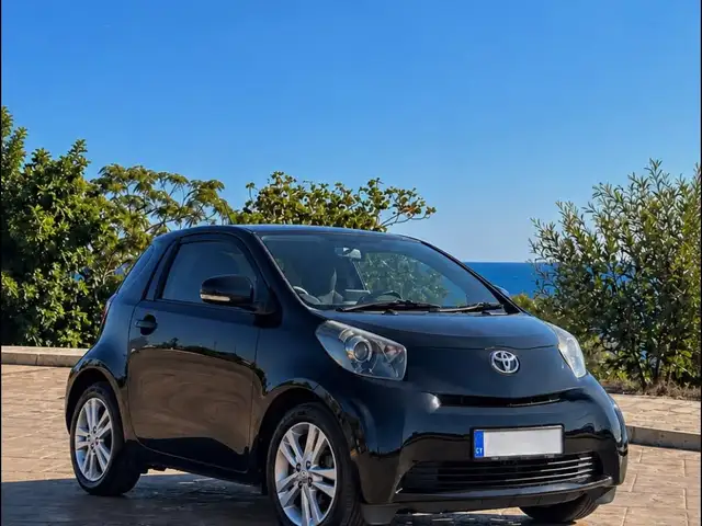 Toyota IQ