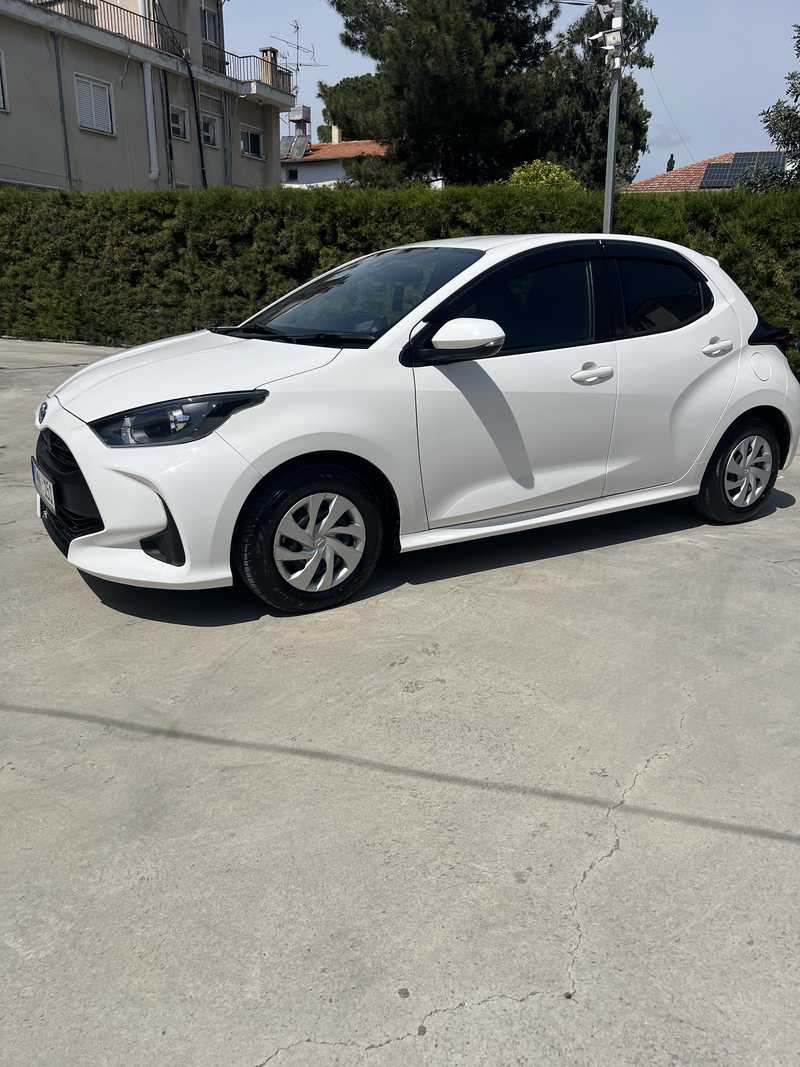 2022 Toyota Yaris 1,5L 2022 Cyprus