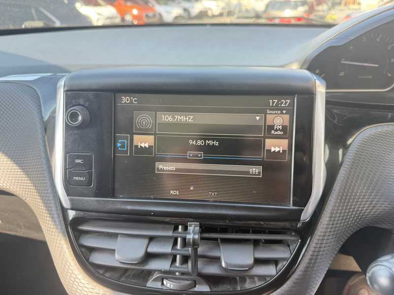 2016 Peugeot 2008 1,2L 2016 Cyprus