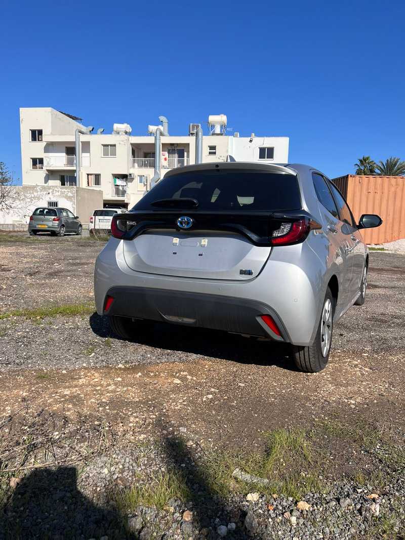 2022 Toyota Yaris 1,5L 2022 Cyprus