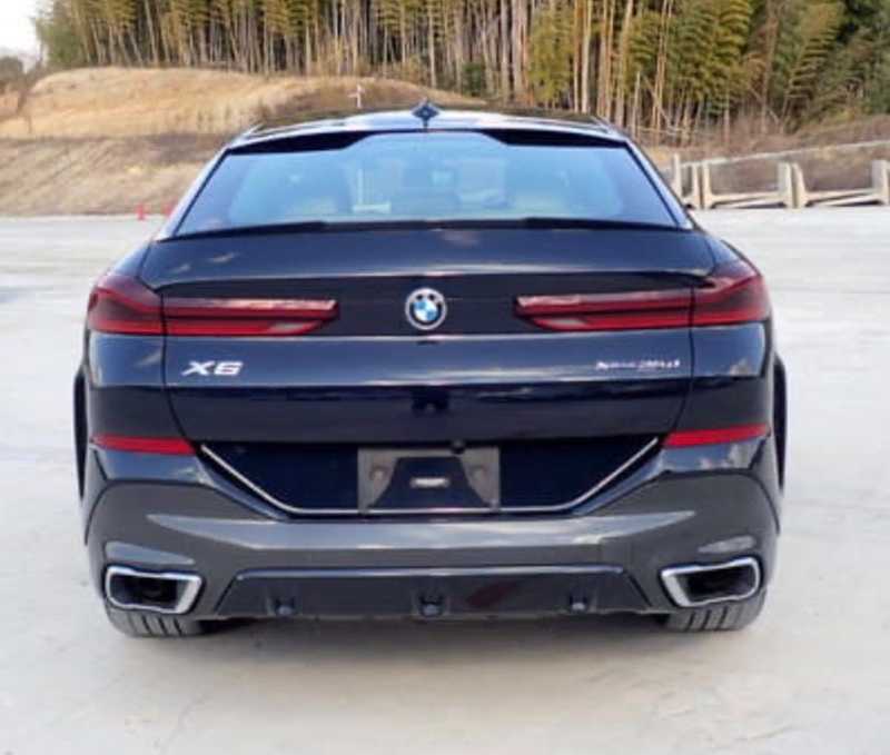 2022 BMW X6 3,0L 2022 Cyprus