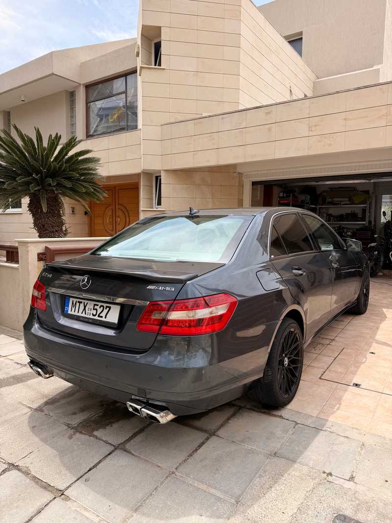 2010 Mercedes-Benz E-Class 2,1L 2010 Cyprus