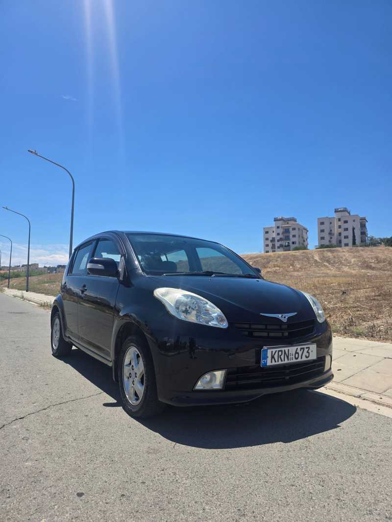 Toyota Duet 1,0L 2006