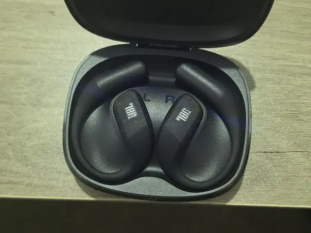 JBL Endurance Zone-Black, Επαρχία Λάρνακας — Πύλα