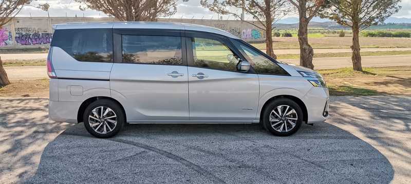 2021 Nissan Serena 2,0L 2021 Cyprus