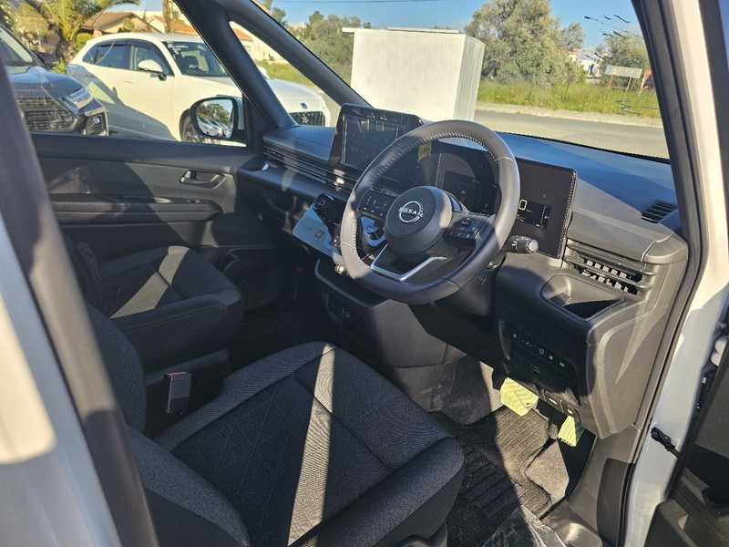 2023 Nissan Serena 2,0L 2023 Cyprus