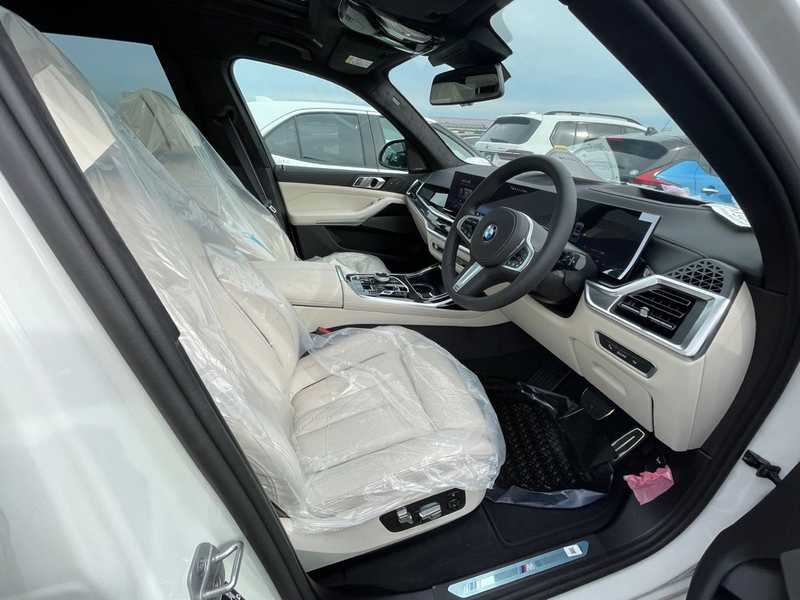 2025 BMW X7 3,0L 2025 Cyprus