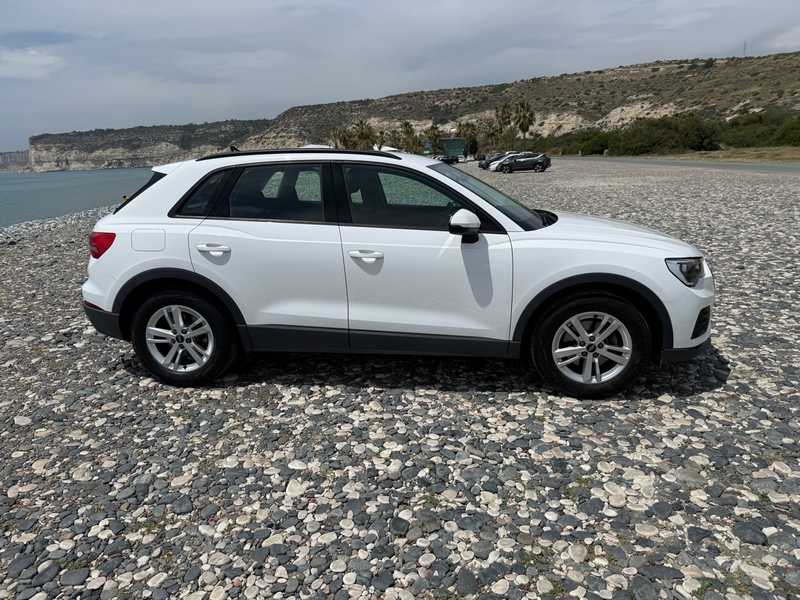 2021 Audi Q3 1,5L 2021 Cyprus