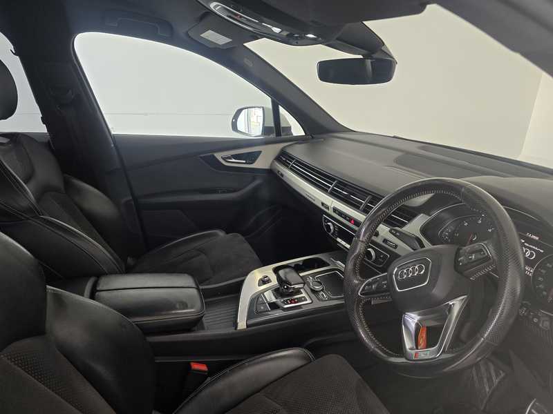 2016 Audi Q7 3,0L 2016 Cyprus