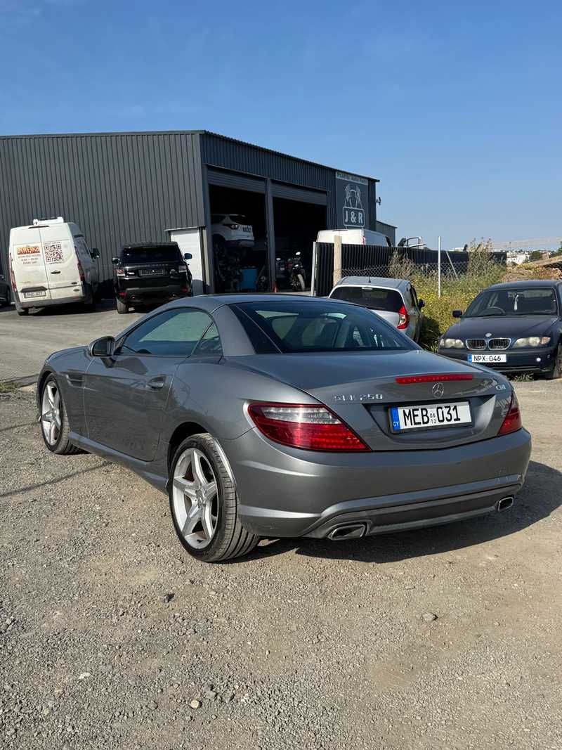 2012 Mercedes-Benz SLK-Class 2,5L 2012 Cyprus