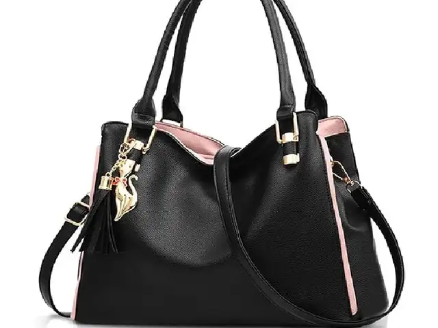 Designer faux leather shoulder bag handbag for women in black or navy & pink new, Επαρχία Λάρνακας — Κίτι