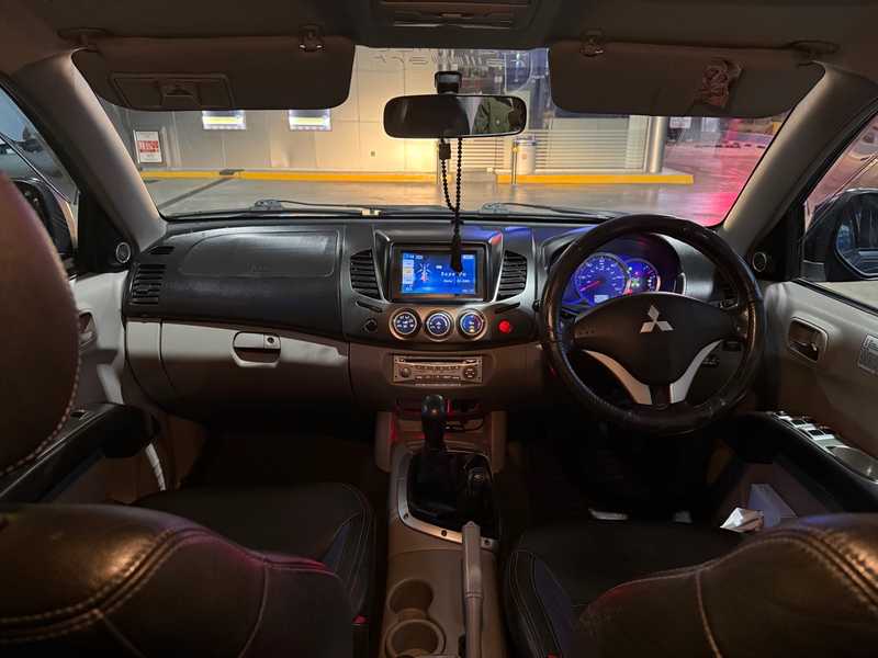 2009 Mitsubishi L200 2,5L 2009 Cyprus