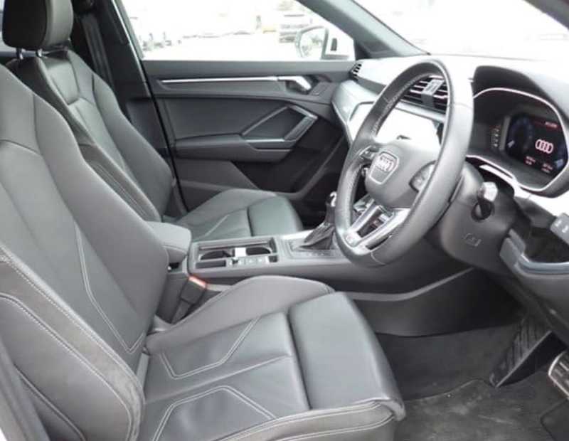 2022 Audi Q3 2,0L 2022 Cyprus