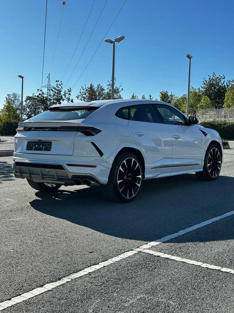 2024 Lamborghini Urus 4,0L 2024 Cyprus