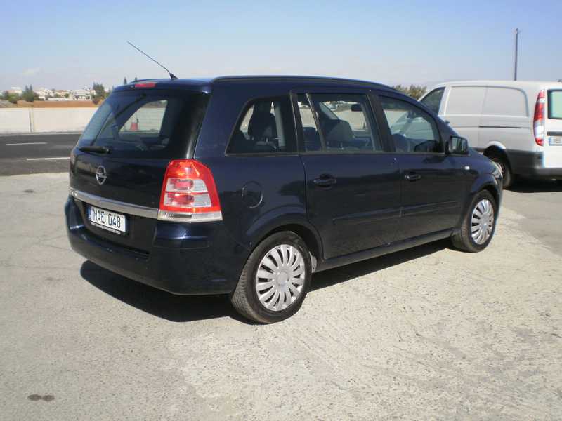 2013 Opel, Vauxhall Zafira 1,6L 2013 Cyprus