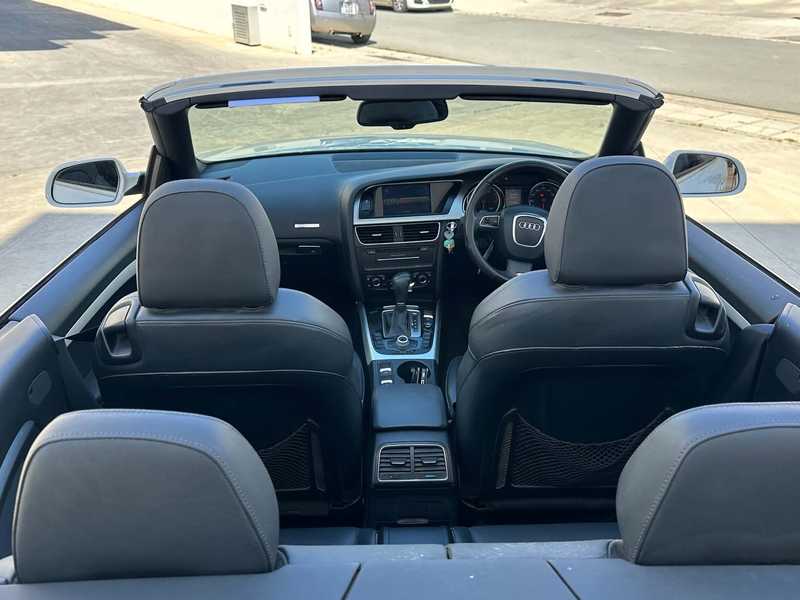 2010 Audi A5 2,0L 2010 Cyprus
