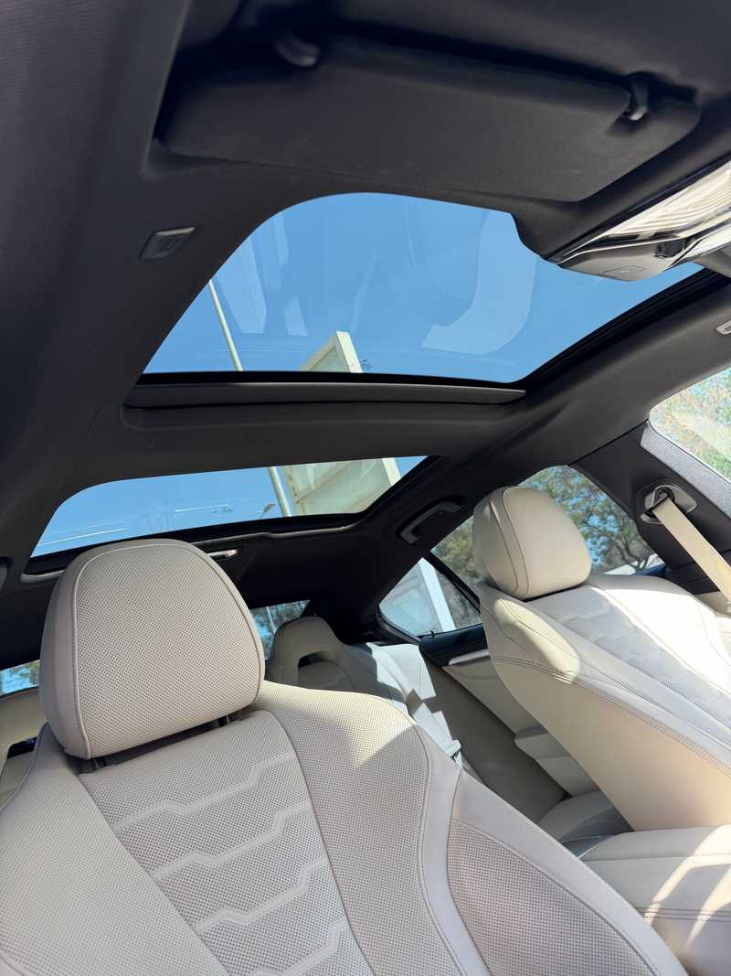 2020 BMW 8-Series 4,4L 2020 Cyprus