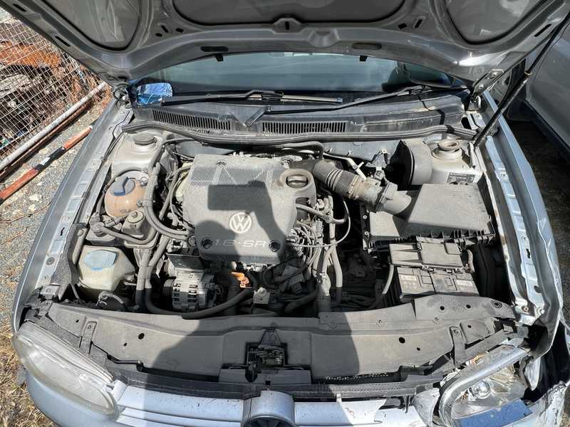 2000 Volkswagen Golf 1,6L 2000 Cyprus