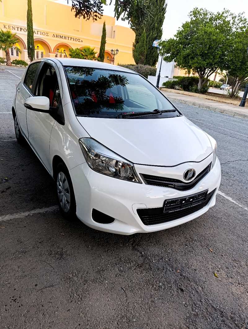 2012 Toyota Vitz 1,3L 2012 Cyprus