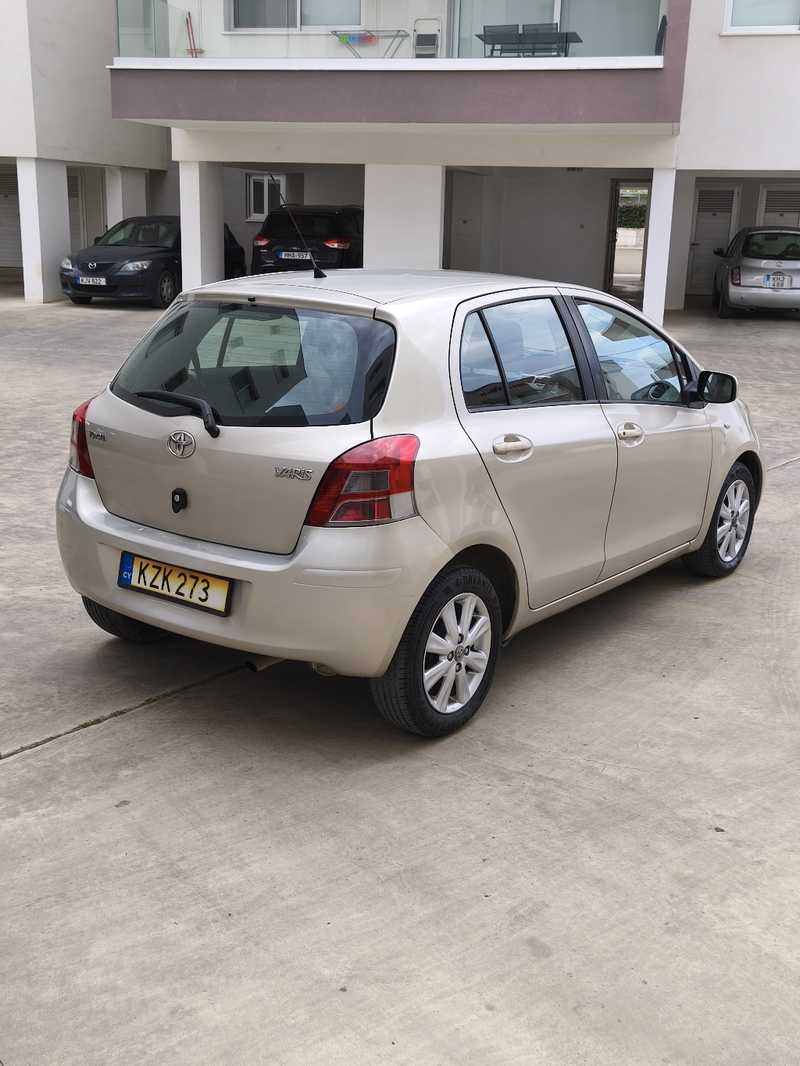 2011 Toyota Yaris 1,3L 2011 Cyprus