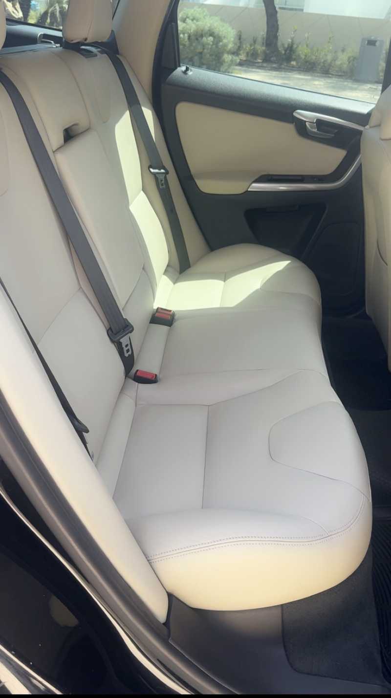 2015 Volvo XC60 2,0L 2015 Cyprus