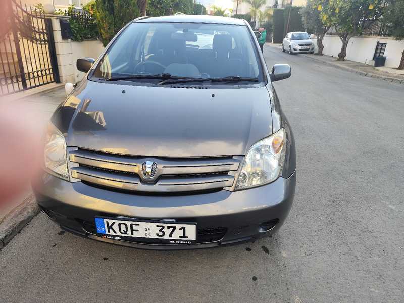 Toyota Ist 1,3L 2004