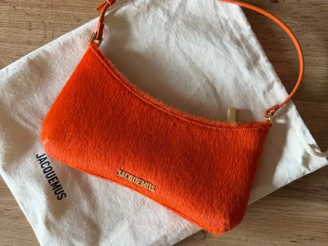 Jacquemus leather shoulder bag, Limassol — Ypsonas