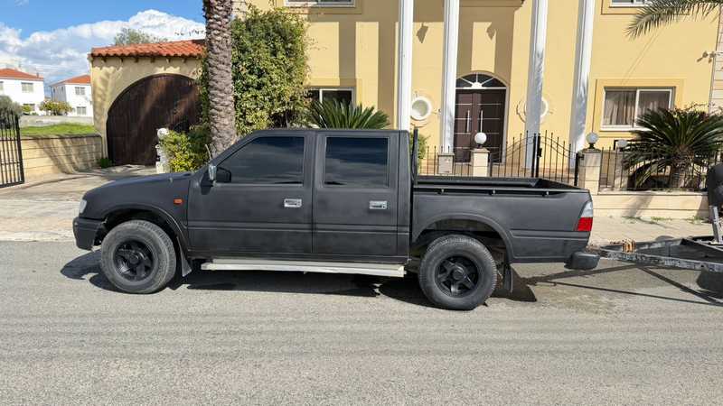 1999 Chevrolet Luv 2,8L 1999 Cyprus