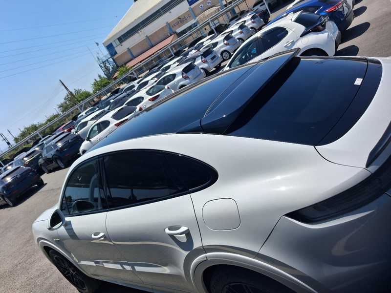 2025 Porsche Cayenne 3,0L 2025 Cyprus