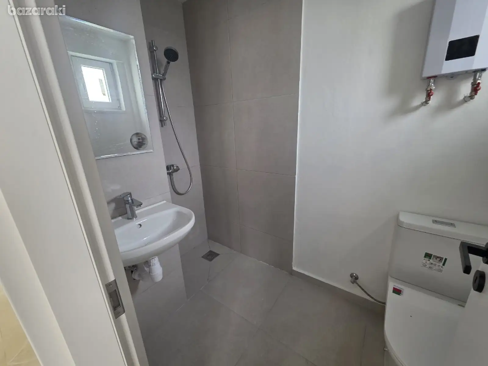 House, 4 bedrooms — 16