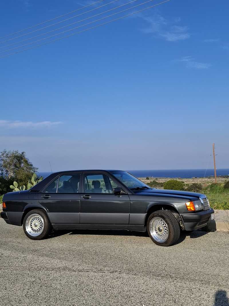 1992 Mercedes-Benz E-Class 2,0L 1992 Cyprus