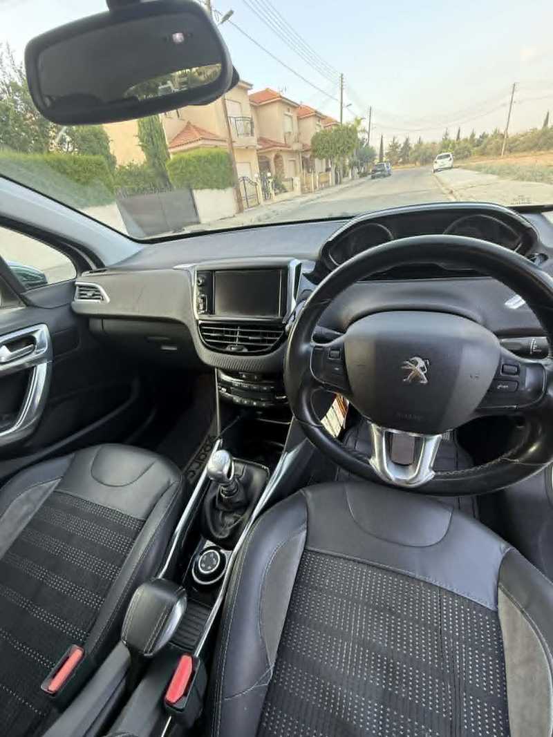 2015 Peugeot 2008 1,6L 2015 Cyprus