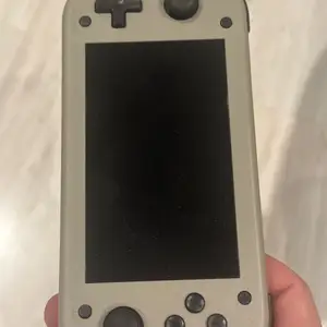 Retro handheld console, Επαρχία Πάφου — Πάφος - Κάτω Πάφος