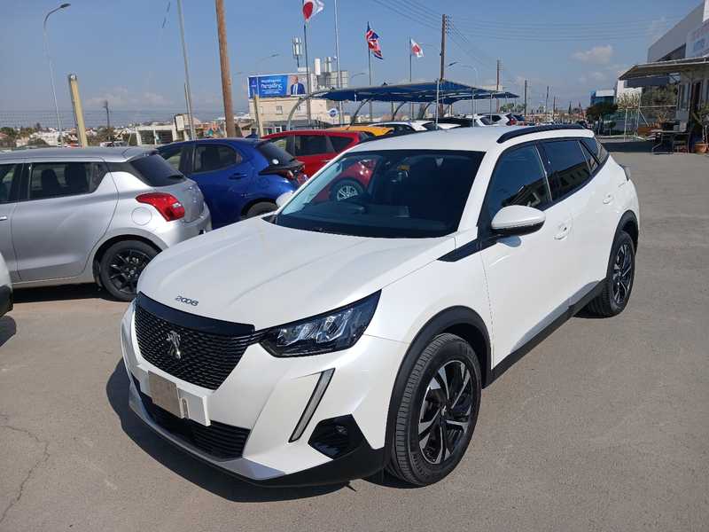 Peugeot 2008 1,2L 2021
